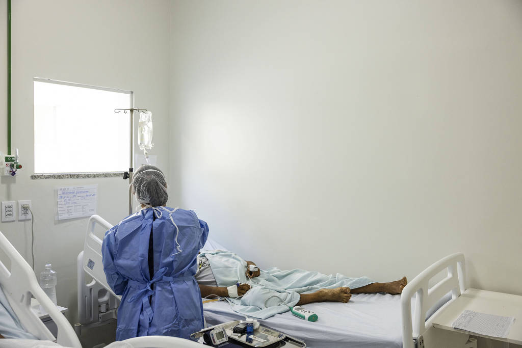 Enfermeiros prepararam greve por piso e hospitais elevam pressão por custeio