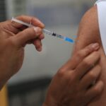 Pacientes Recebem água Destilada No Lugar Da Vacina Da Gripe Durante Ação Domiciliar